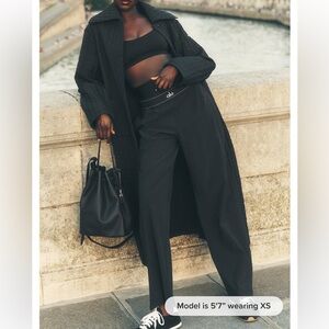 ALO Yoga Women's Elegant Black Wide Leg Pants